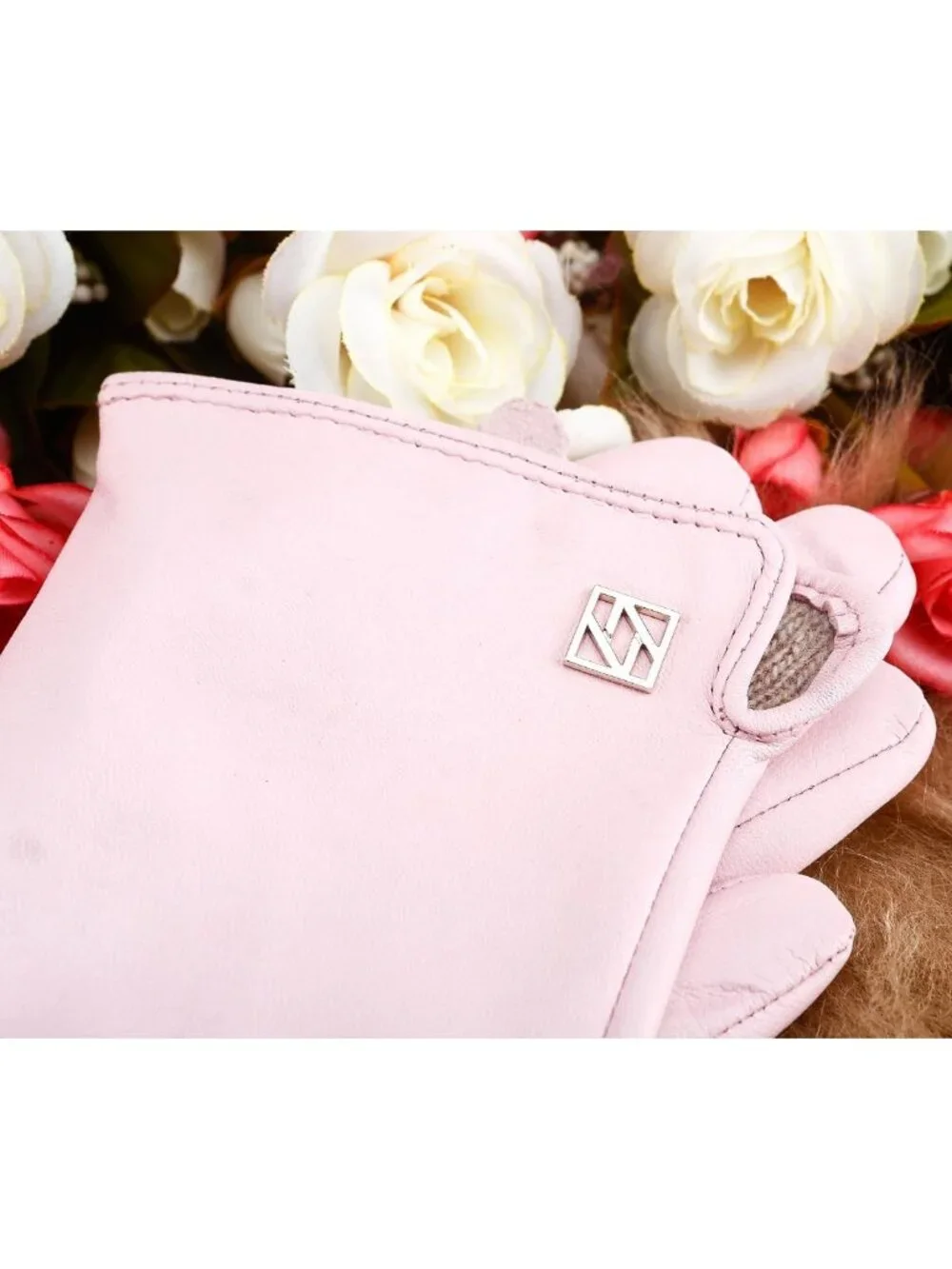 Luxurious Italian Leather Winter Gloves for Women - Lambskin, Touchscreen